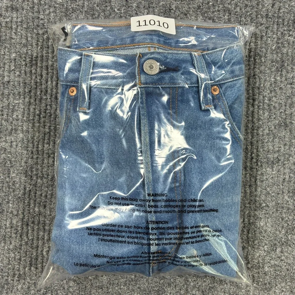 Levis 501 Mens Straight Leg Jeans Size 30x30 Blue Denim Distressed Mid Rise